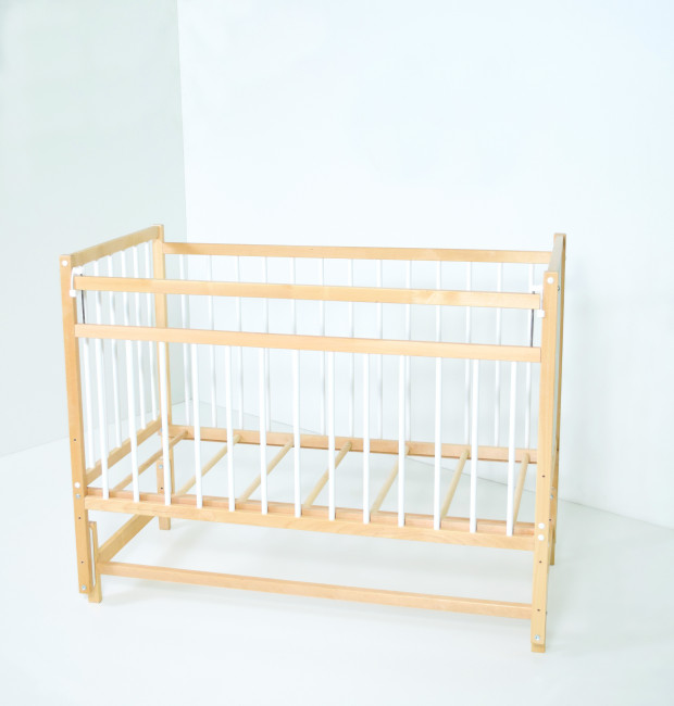 Детская кроватка MALIKA «Melisa-3» маятник продольный, белый Детская кроватка MALIKA «Melisa-3» маятник продольный, белый